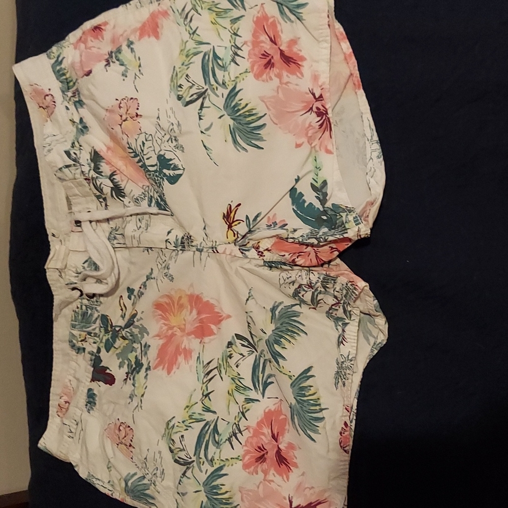 Cute Tropical Print Board Shorts